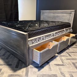 Full Bed And Mattress With Drawers 