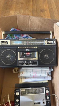 Vintage wax radio