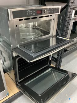 Stainless steel 16" Turntable (Upper Oven) Wall Oven By Ge