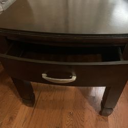 Expresso Wood (Bob Furniture) 