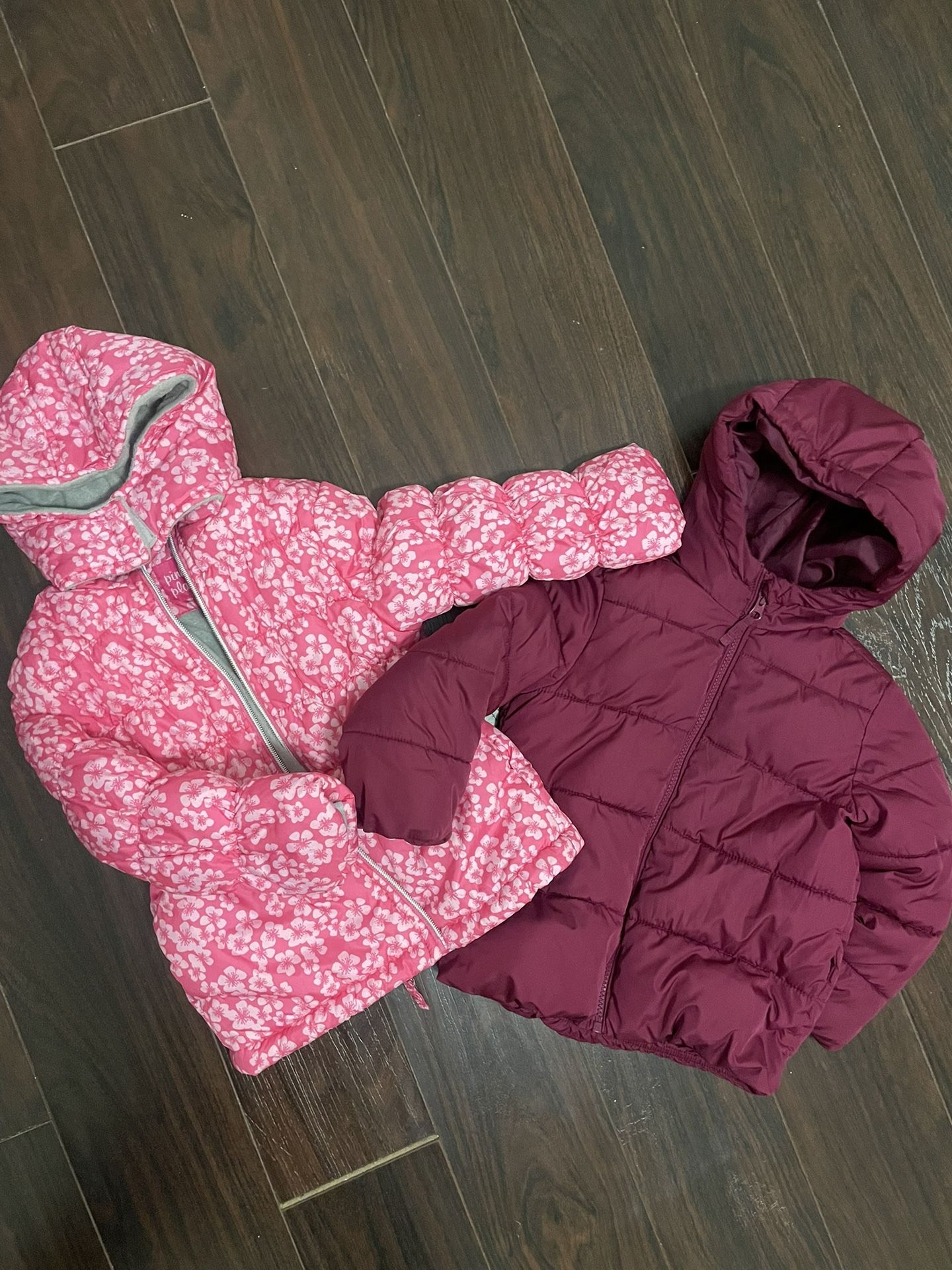 Girls coats With Hood - Size 4