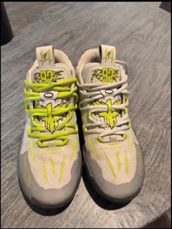 Boys Lamelo Ball Puma MB.03 Chino Hills Size:6Y