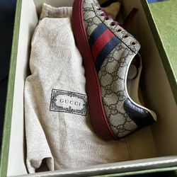 Gucci shoes 