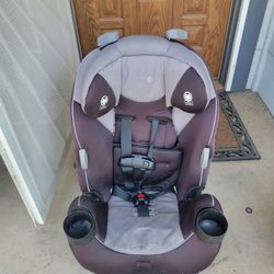 Convertible Car Seat!
