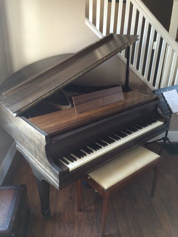 Krell baby grand piano
