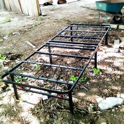  High-end Metal Bedframe Foldup 