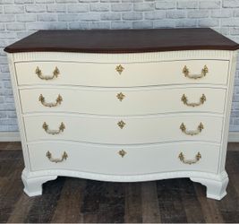 Vintage Conway Dresser