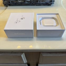 Apple Airpods pro 2nd Generation 