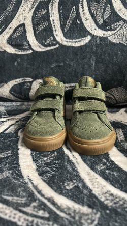 Toddler vans size 4
