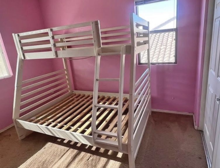 Twin over Full Bunk bed
