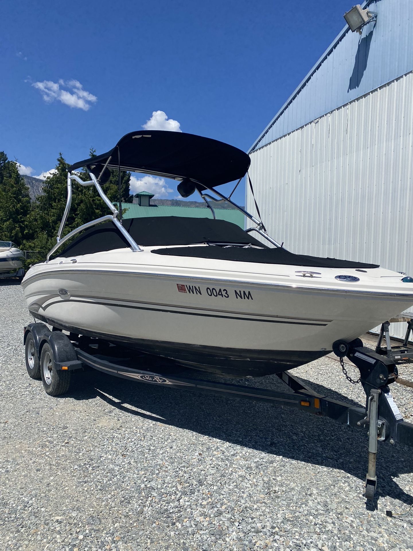 2003 Searay 210