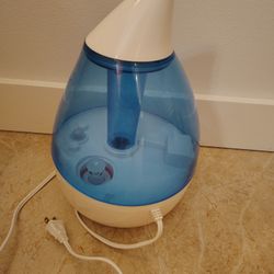 Crane Humidifier Like New 