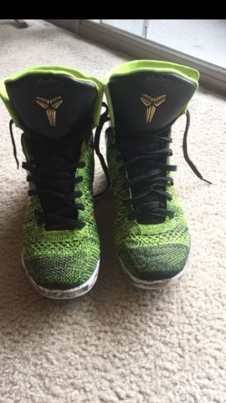 Size 1/2 Kobe Bryant Good condition