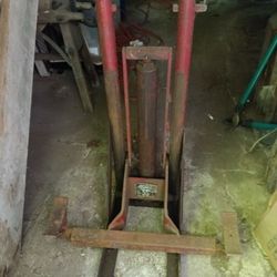 Car Bumper Jack Old But Works 
