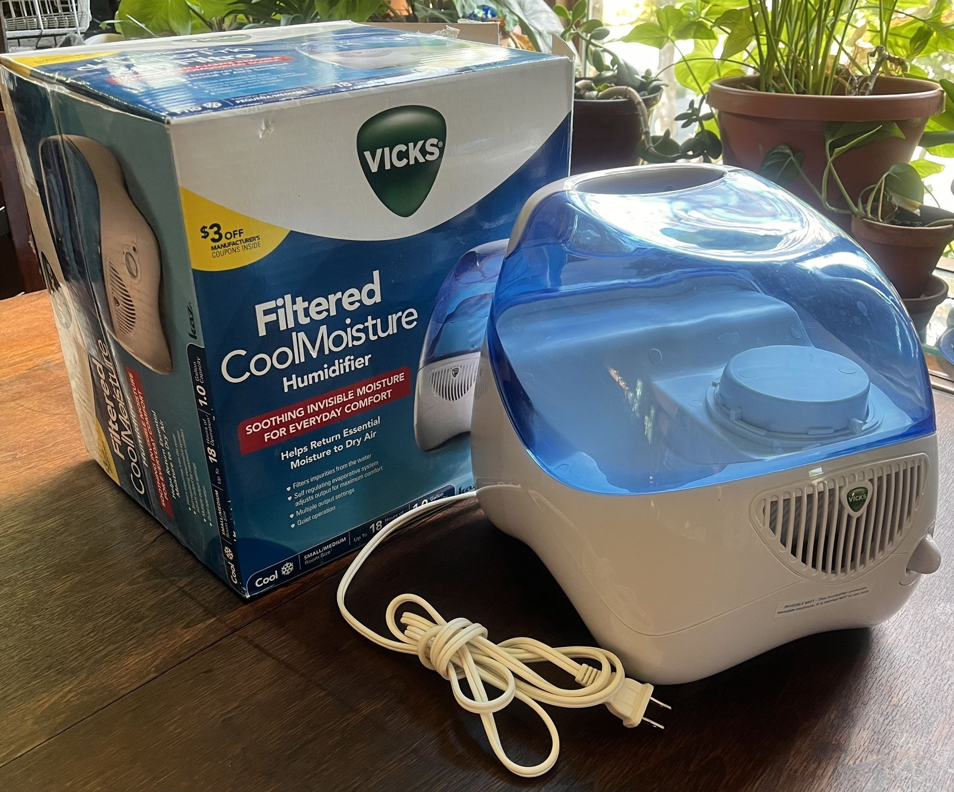 Vicks Filtered Cool Moisture Humidifier