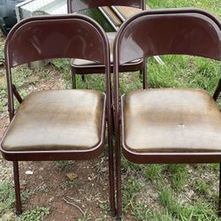 Set Of 3 Fold Up,chairs Asking 18 Dollars 