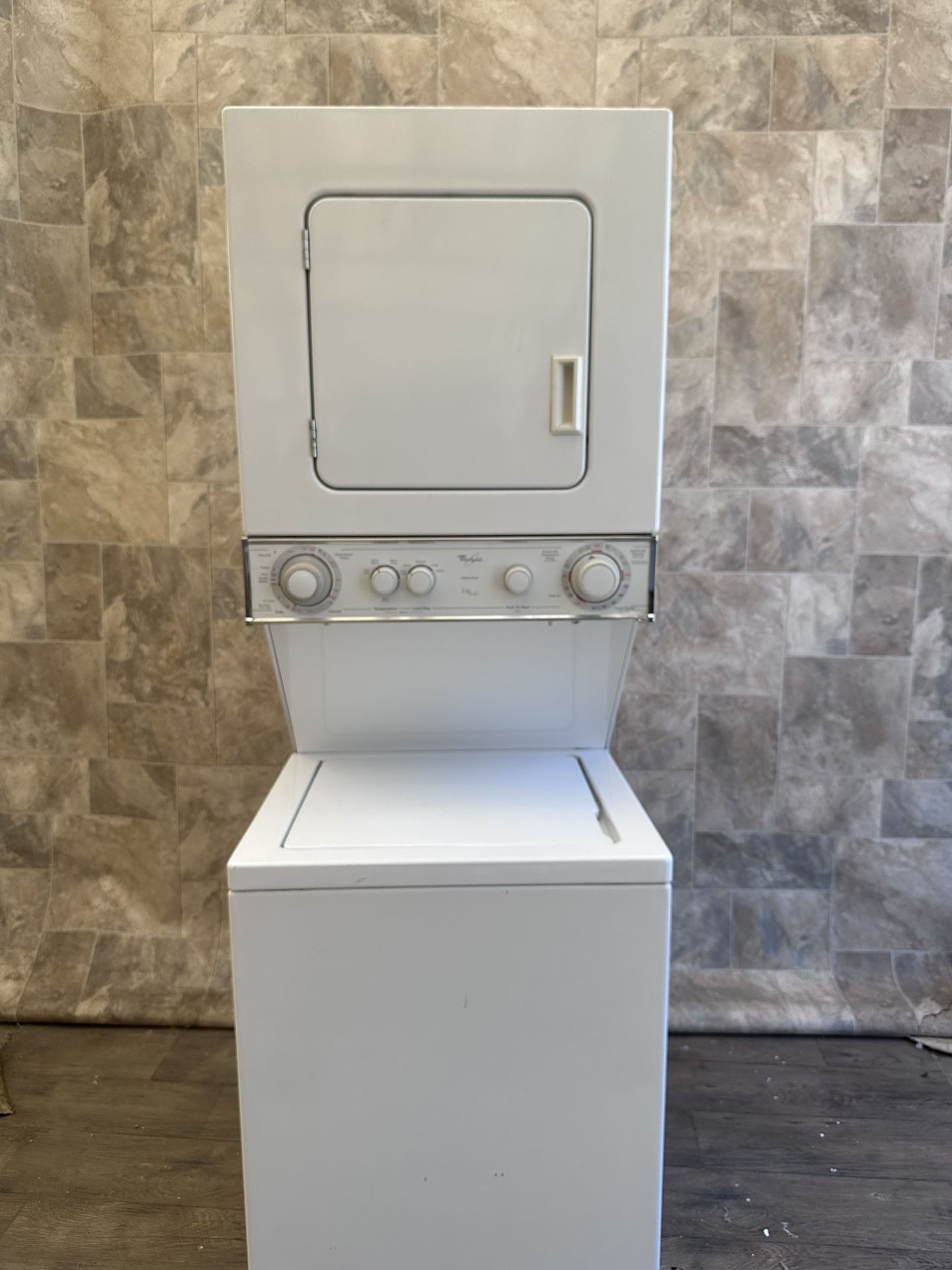 Whirlpool 24” Combo Electric Laundry