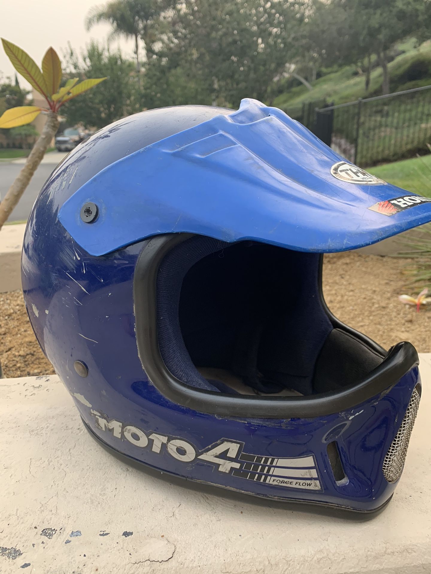 Vintage Bell Moto4 Helmet - Blue for Sale in San Clemente, CA 