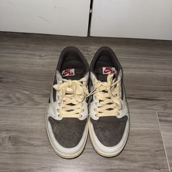 Nike Travis Scott
