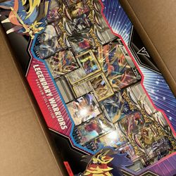 Pokemon Legendary Warriors Premium Collection (Sword & Shield)
