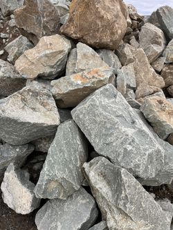 Rocks/ Boulders