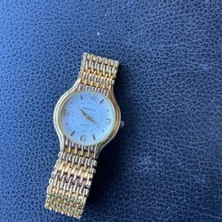 🕒 Elegant Geneva Gold-Tone Quartz Watch – Good Condition!