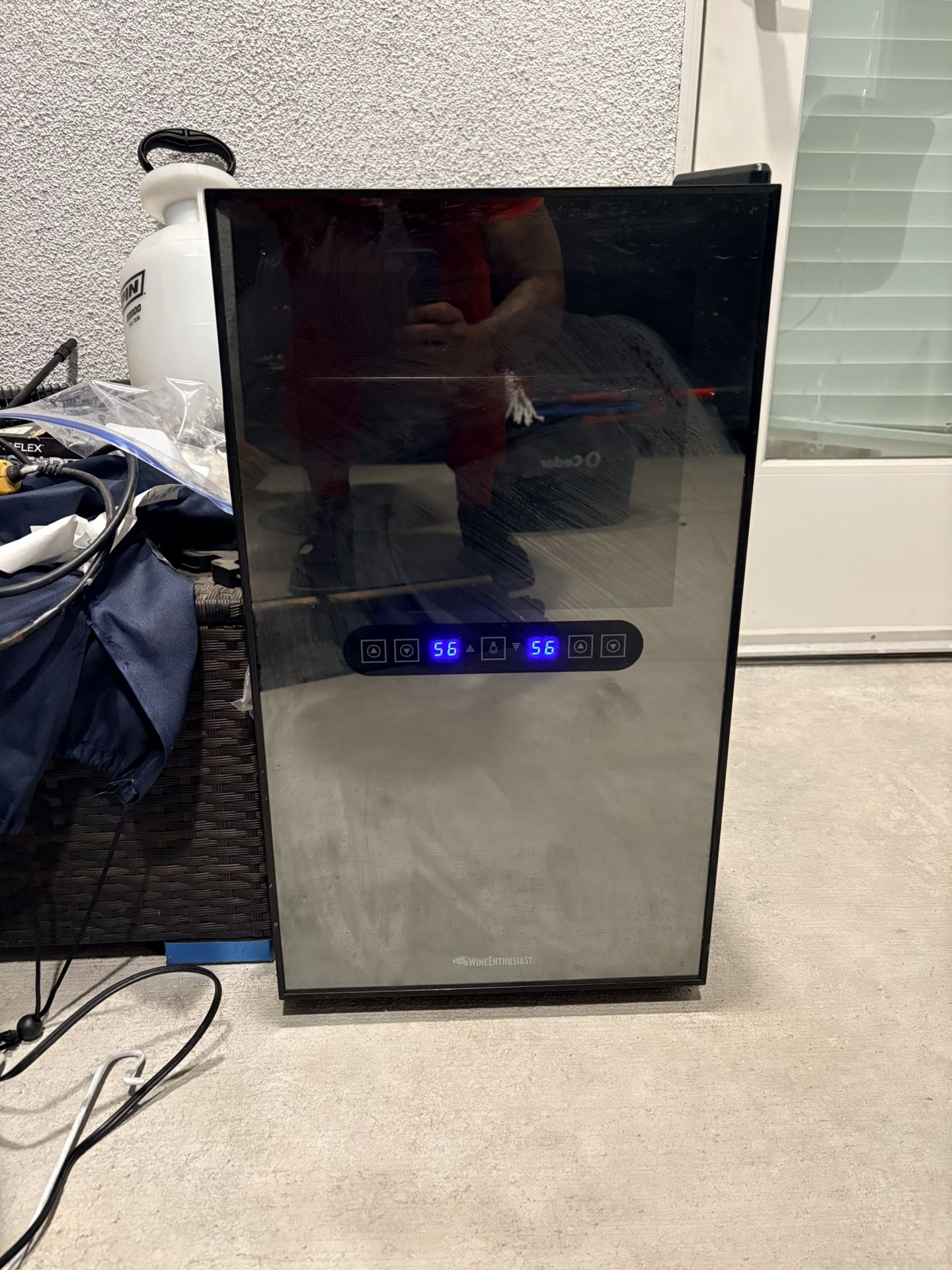Mini Fridge/ Wine Cooler