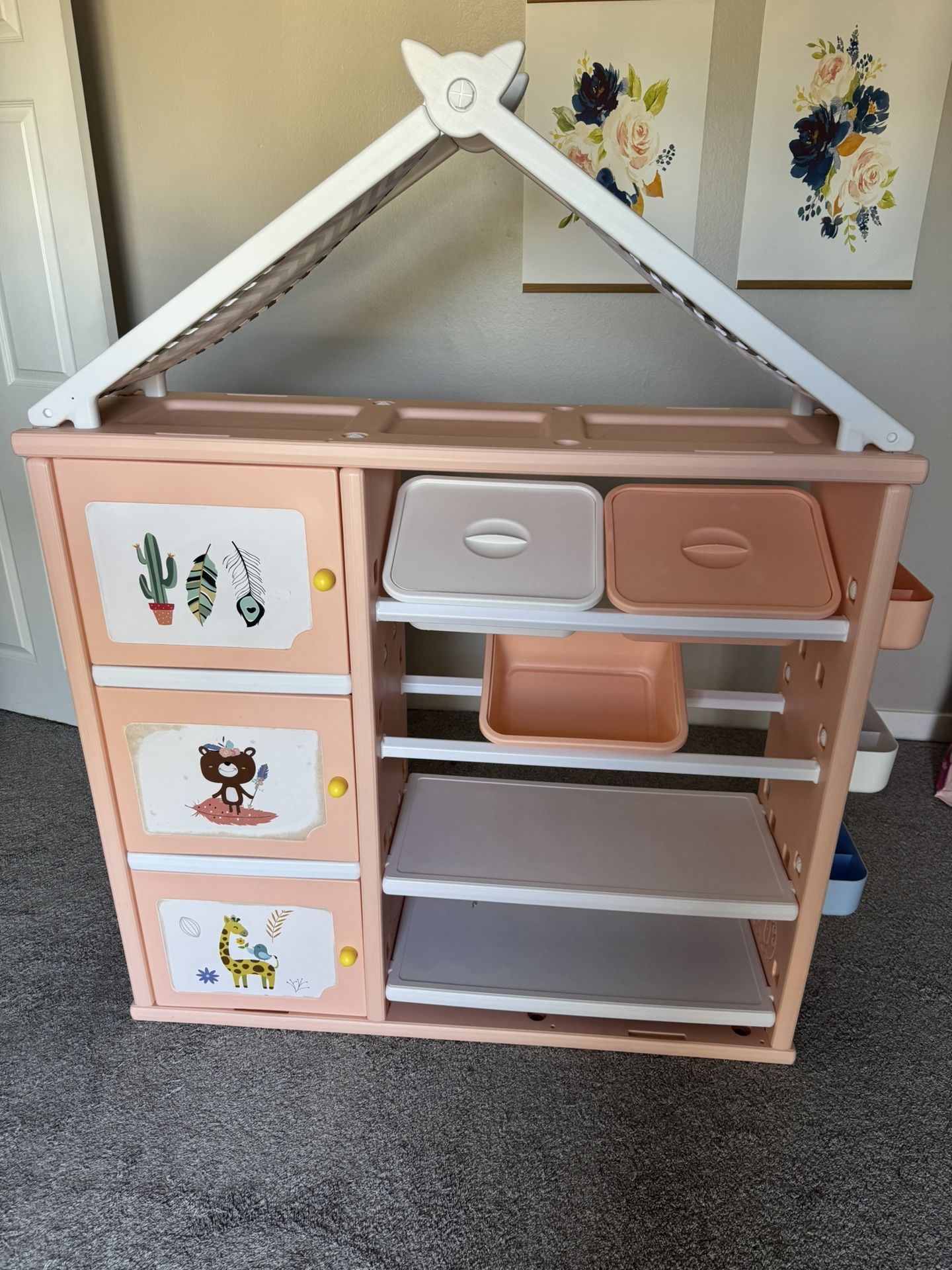 Shelf/cabinet Storage