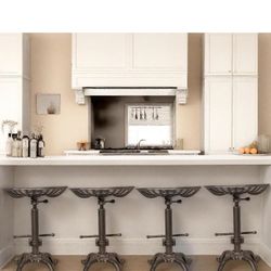 2 Bar Stools 