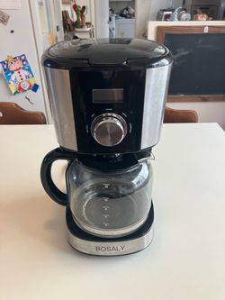 12 cup drip coffee maker — great condition