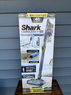 Shark Cordless Vaccum Pet Pro