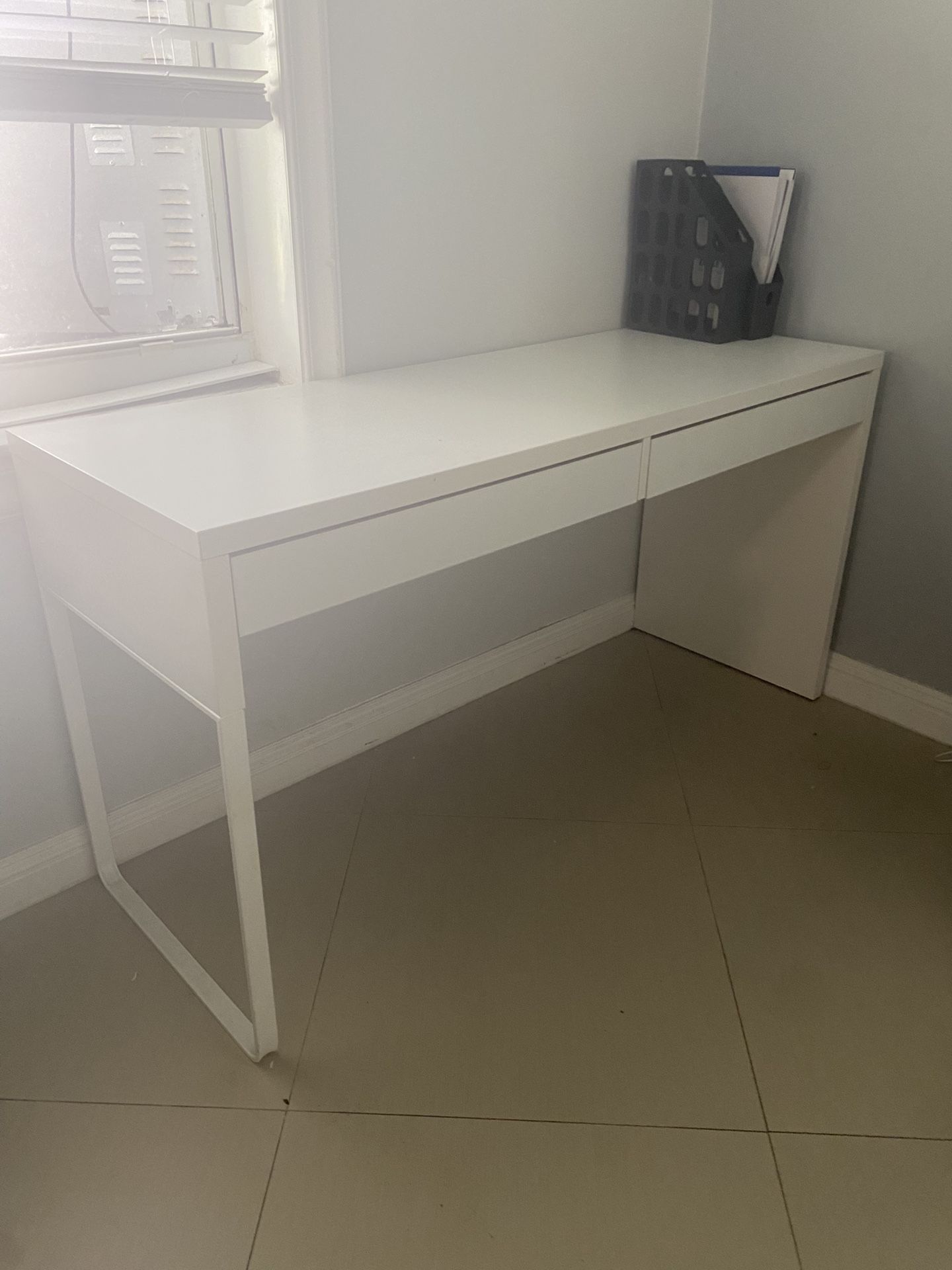 $$ DESK WITH DRAWERS $$