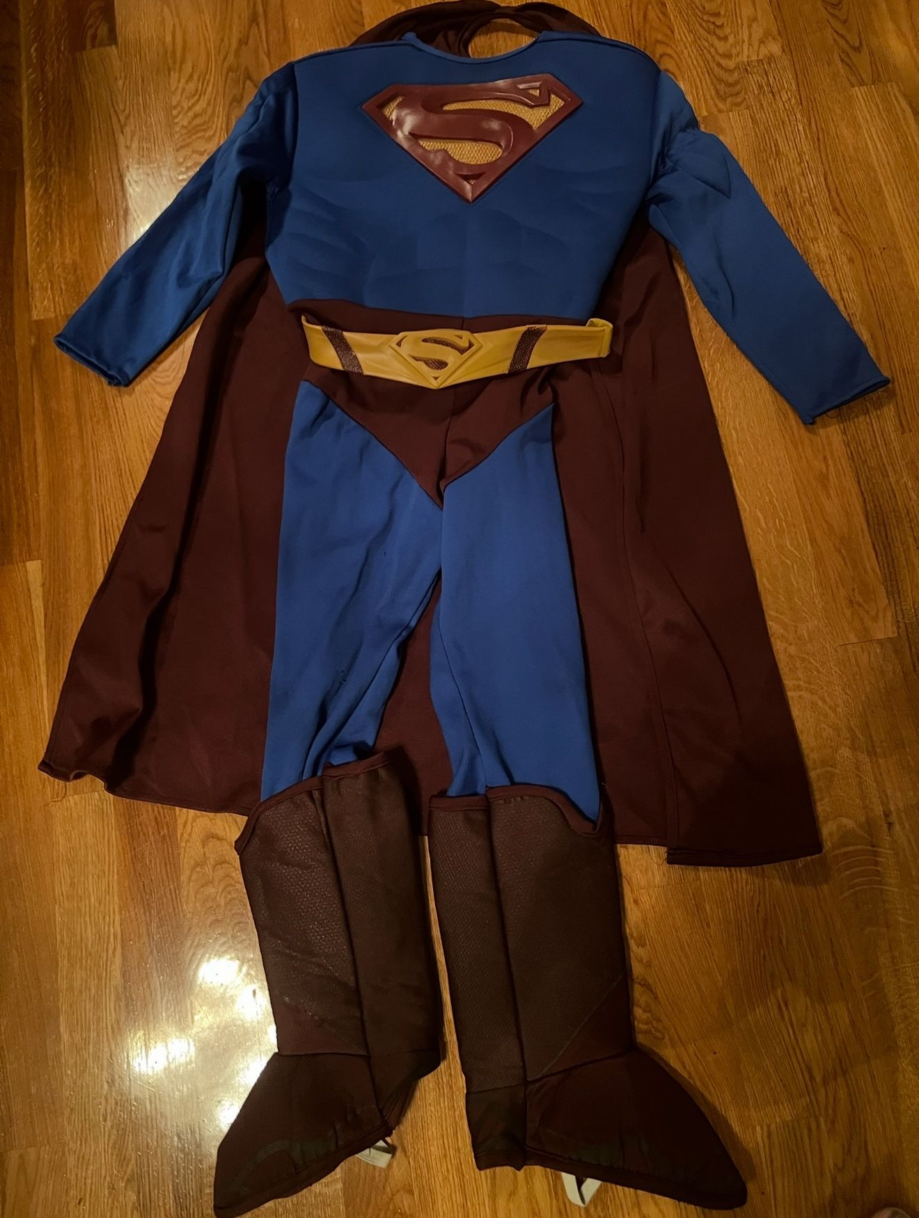 Superman Costume, Child 10