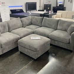 BRAND NEW 4PC SECTIONAL SOFA SET WITH ACCENT PILLOWS INCLUDED $549