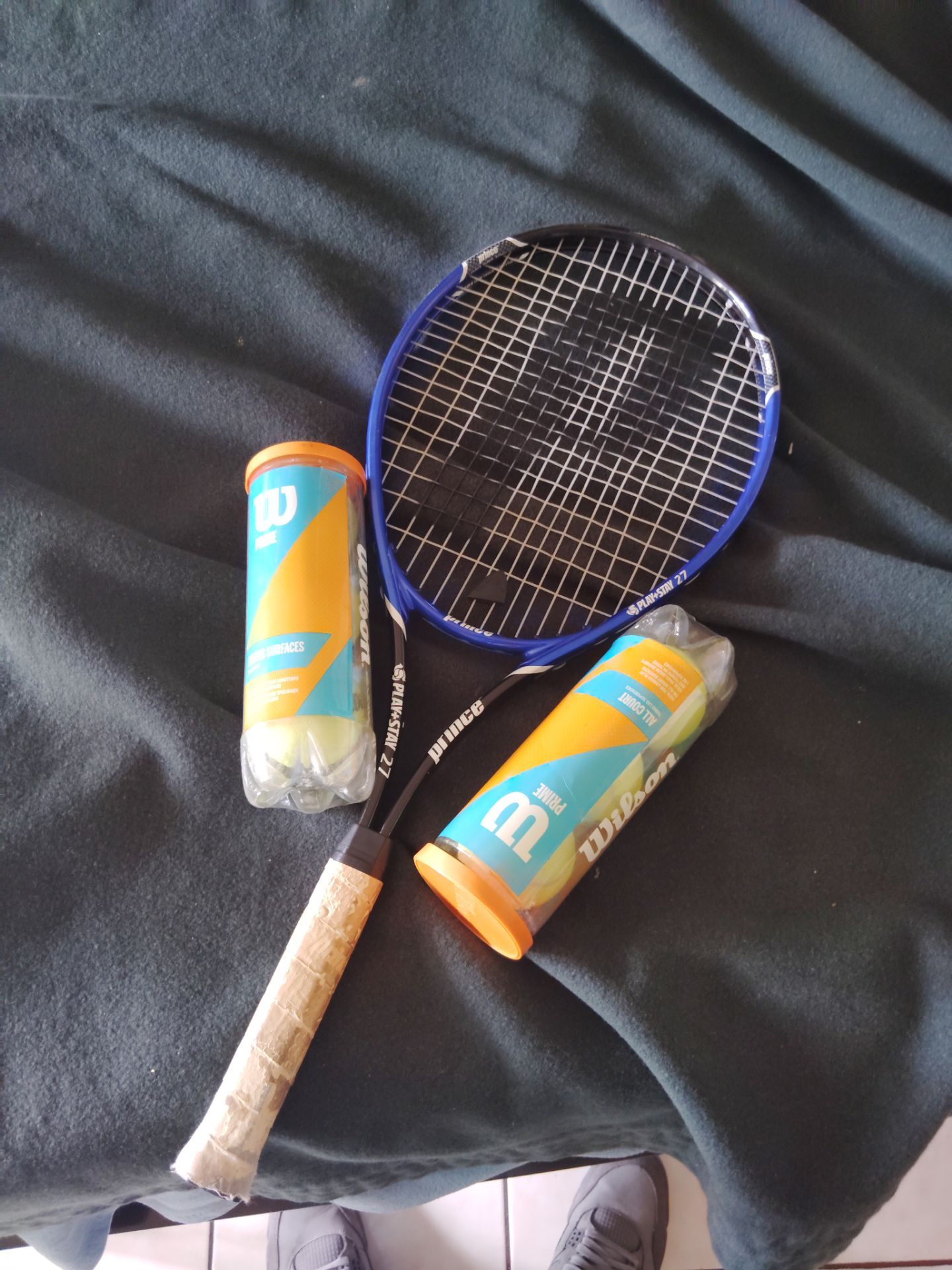 Prince play+ stay 27 tennis racket