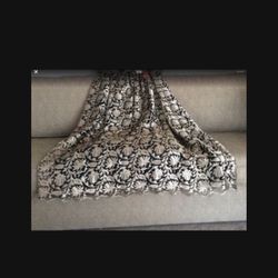 New Special Occasion Black With Gold Skirt Large Size (L) 