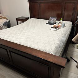 CA KING BEDROOM SET