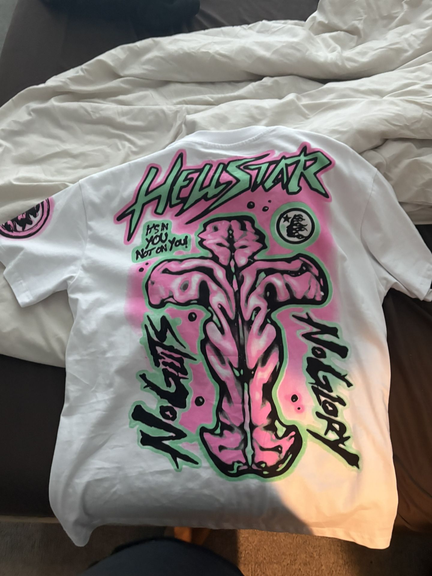 hell star shirt