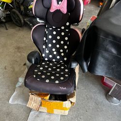 Minnie mouse car seat