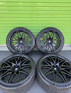 BMW X5M X6M Competition Factory Wheels Tires