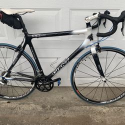 Giant TCR 20sp Road Bike - Carbon Frame (57cm)