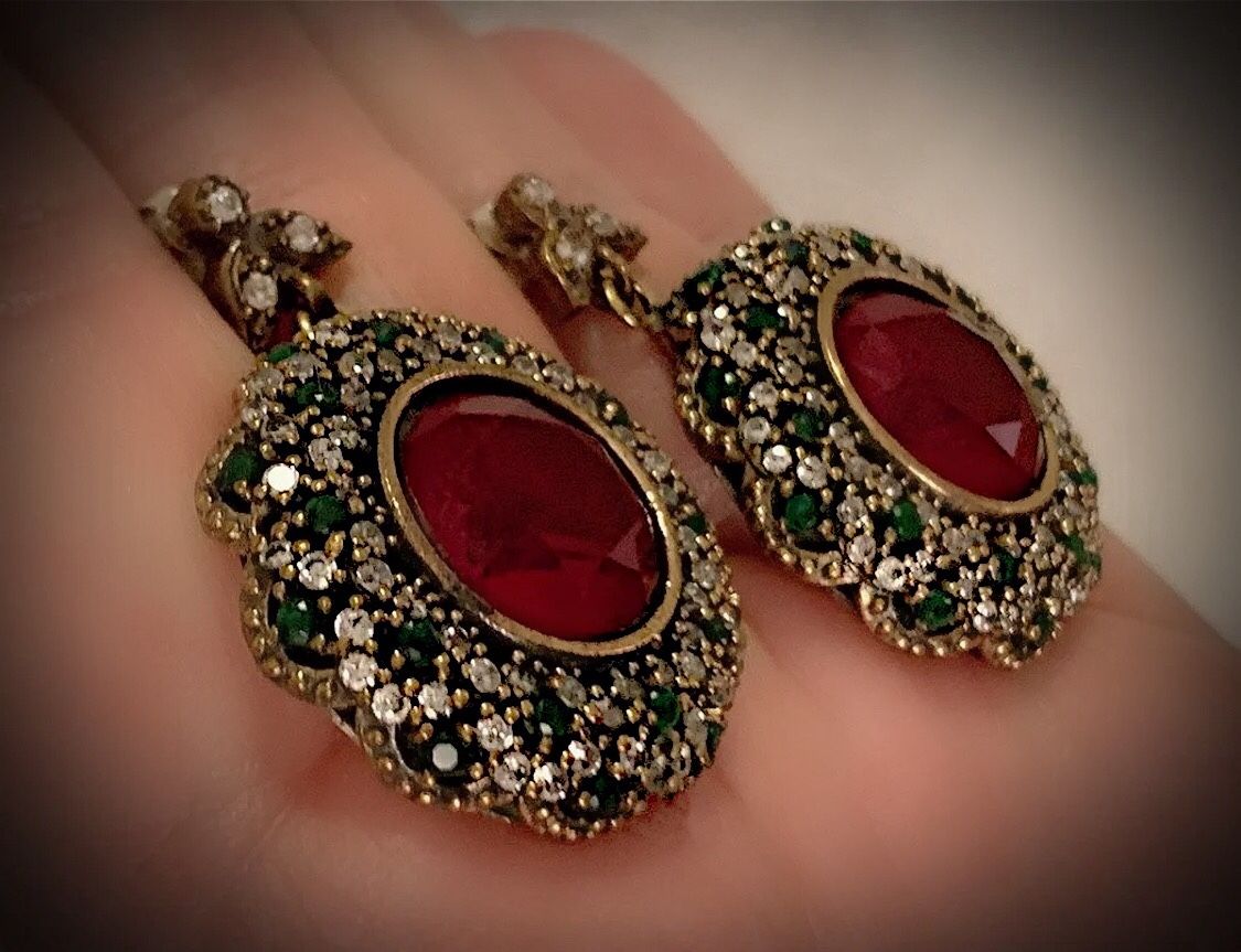 PIGEON BLOOD RUBY EMERALD FINE ART EARRINGS Solid 925 Sterling Silver/Gold WOW! Brilliantly Faceted Round Cut Gems, Diamond Topaz M5939 V