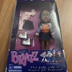 New - 2002 MGA Lil' Bratz Mini 4" Sasha Doll