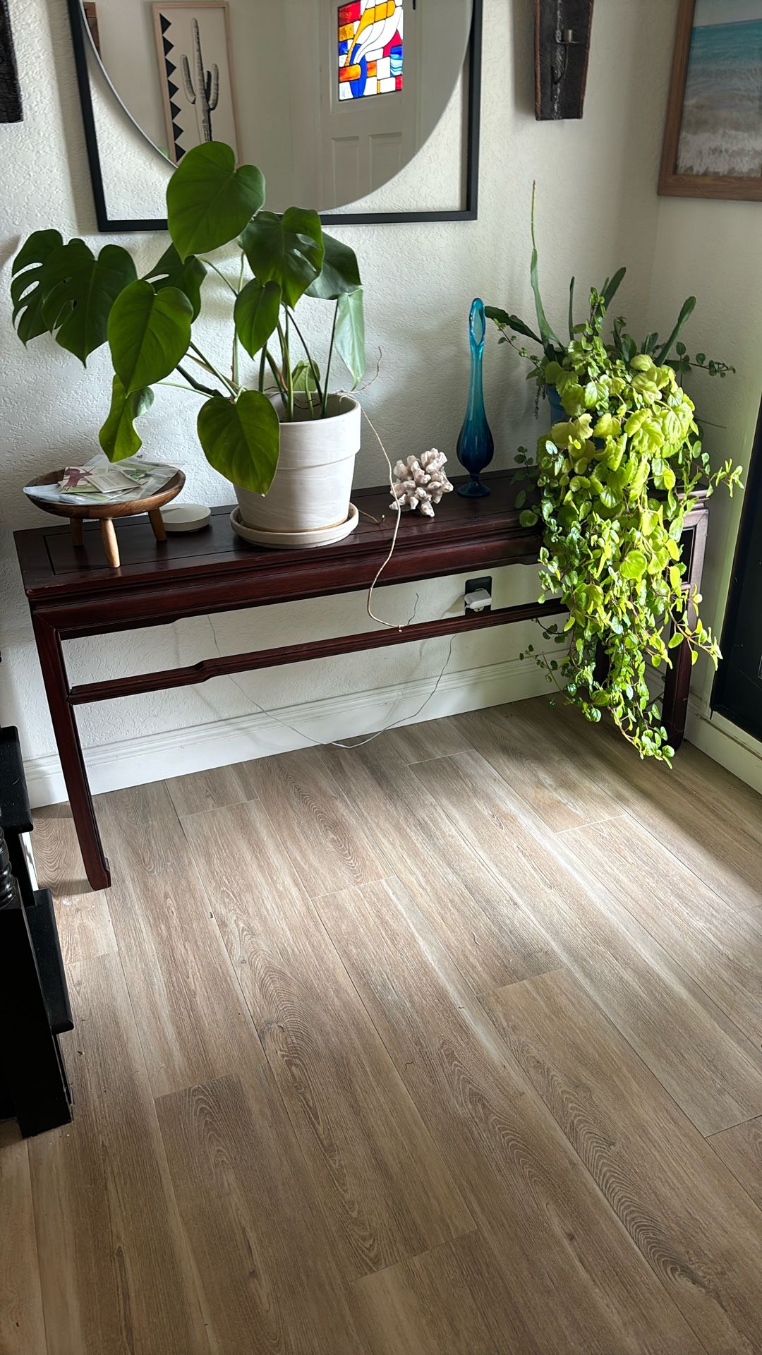 ENTRY SOFA TABLE