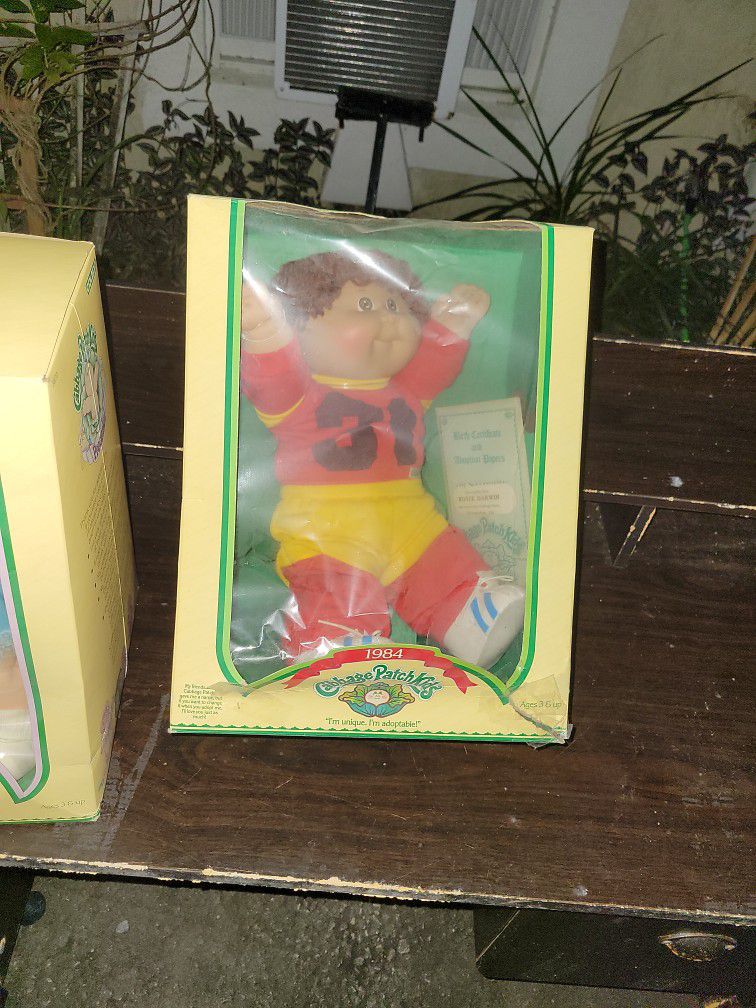 Cabbage Patch Kids Dolls. In Box With Papers. 
