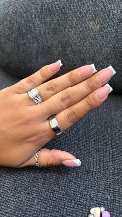 Oura ring 4 size 9