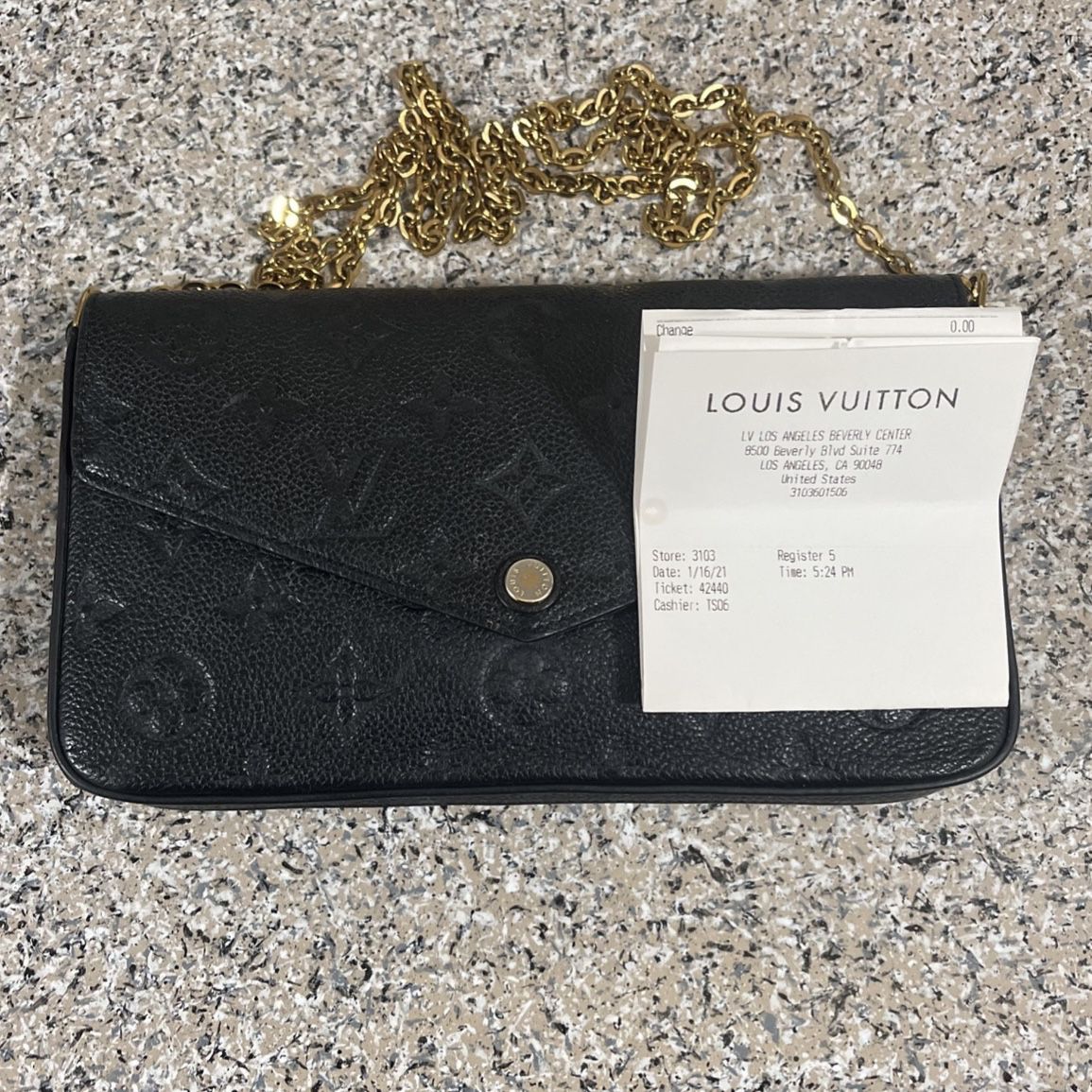 Authentic Louis Vuitton M61276 Félicie Pochette for Sale in Tulare, CA -  OfferUp