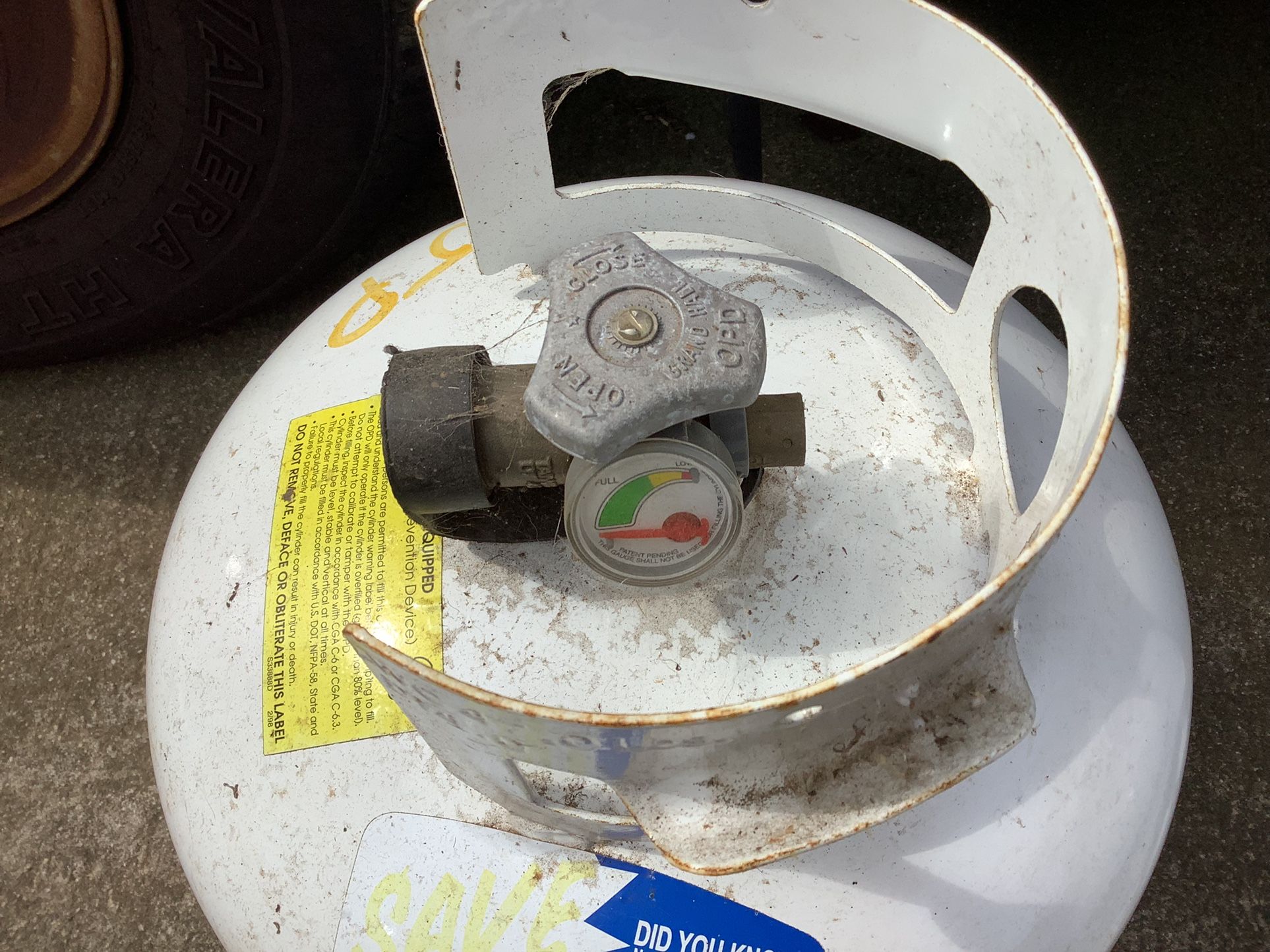 Gas Bottle About 3/4 Full With Gauge $30