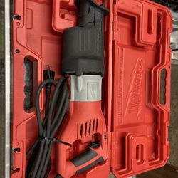 Milwaukee 15 Amp 1 1 4 in. Stroke Orbital SUPER SAWZALL