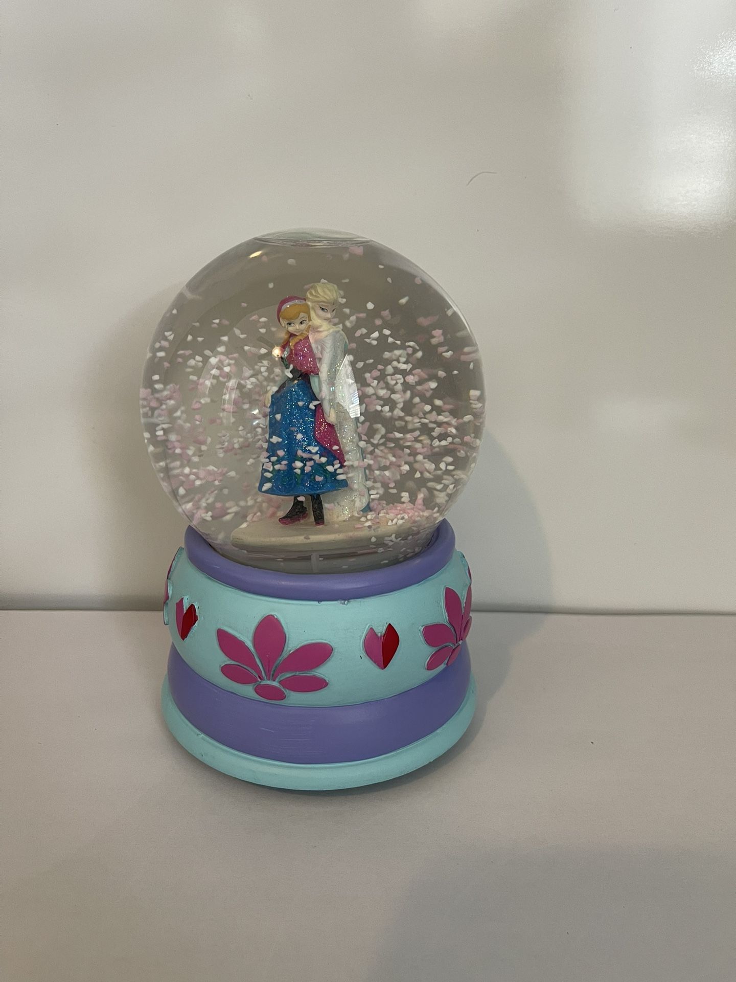 Frozen Elsa Snow Globe Musical Melody Disney
